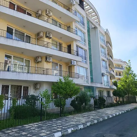 Apartment Luxury Opposite Kakao Sunny Beach